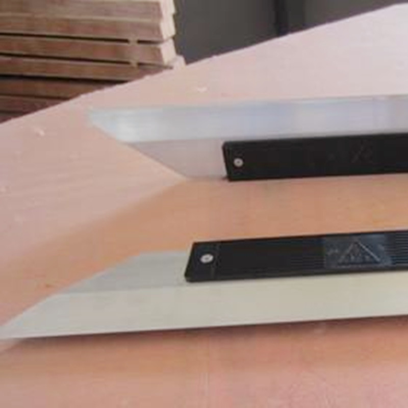 Soma byinshi kubyerekeye umutegetsi wa marble